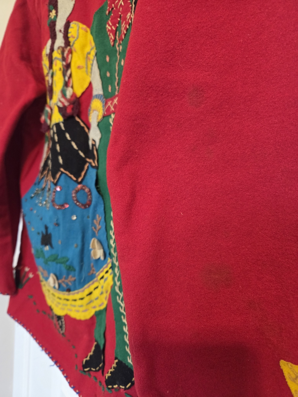 Vintage Red Embroidered Folk-Style Jean Jacket - Picture 4 of 12